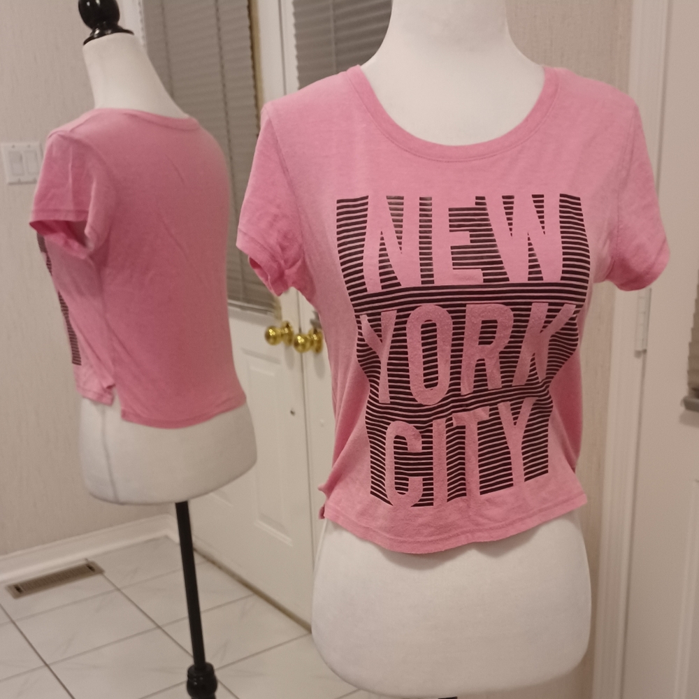 4/$40 Pink "New York City" Tee - Size Medium